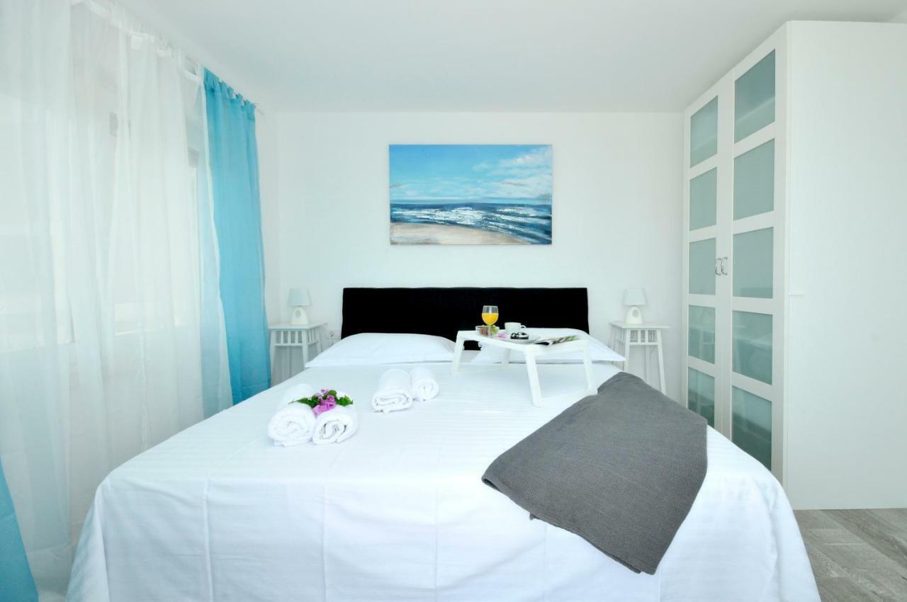 Apartmani Olive Trogir Exterior foto