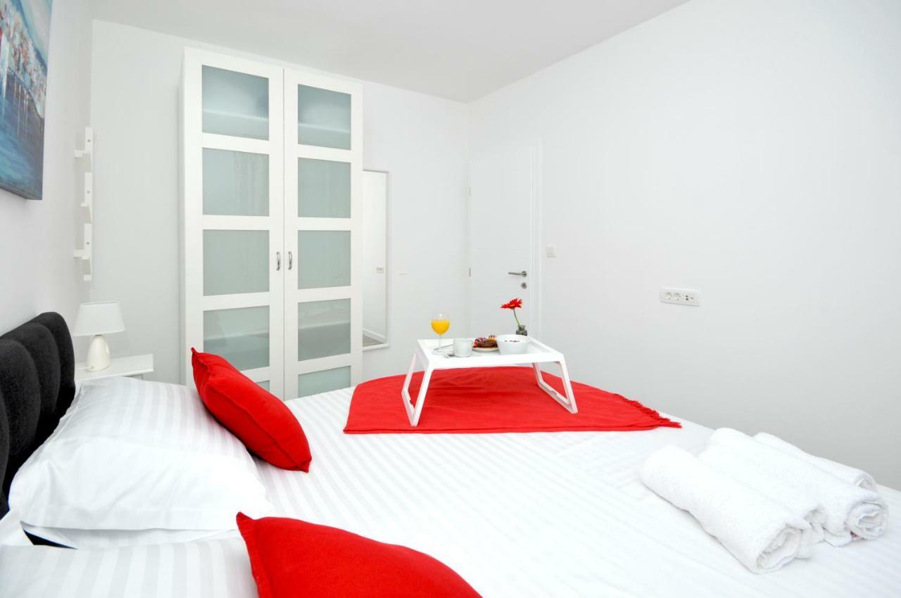 Apartmani Olive Trogir Exterior foto