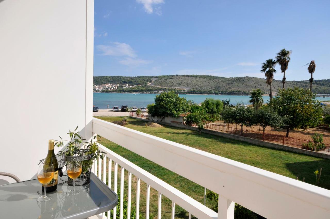 Apartmani Olive Trogir Exterior foto