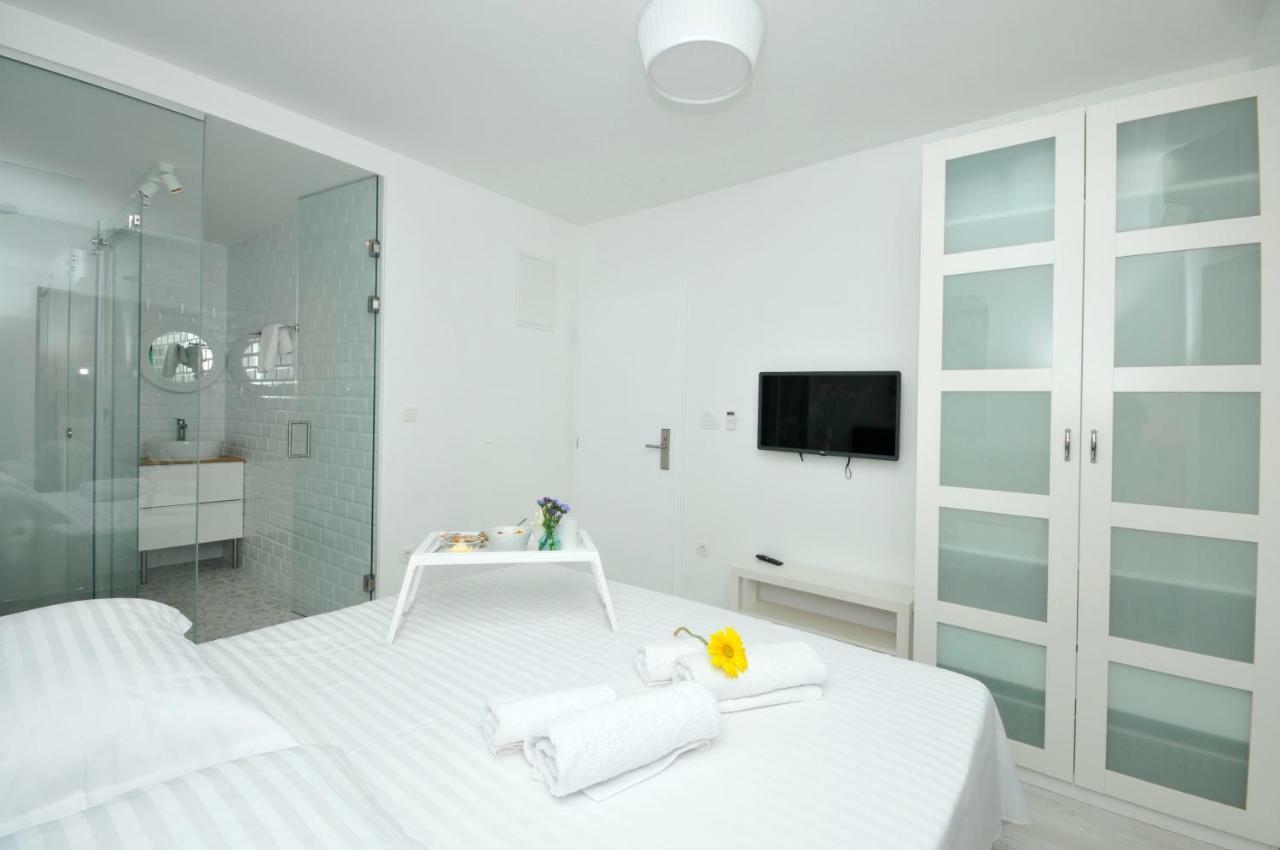 Apartmani Olive Trogir Exterior foto
